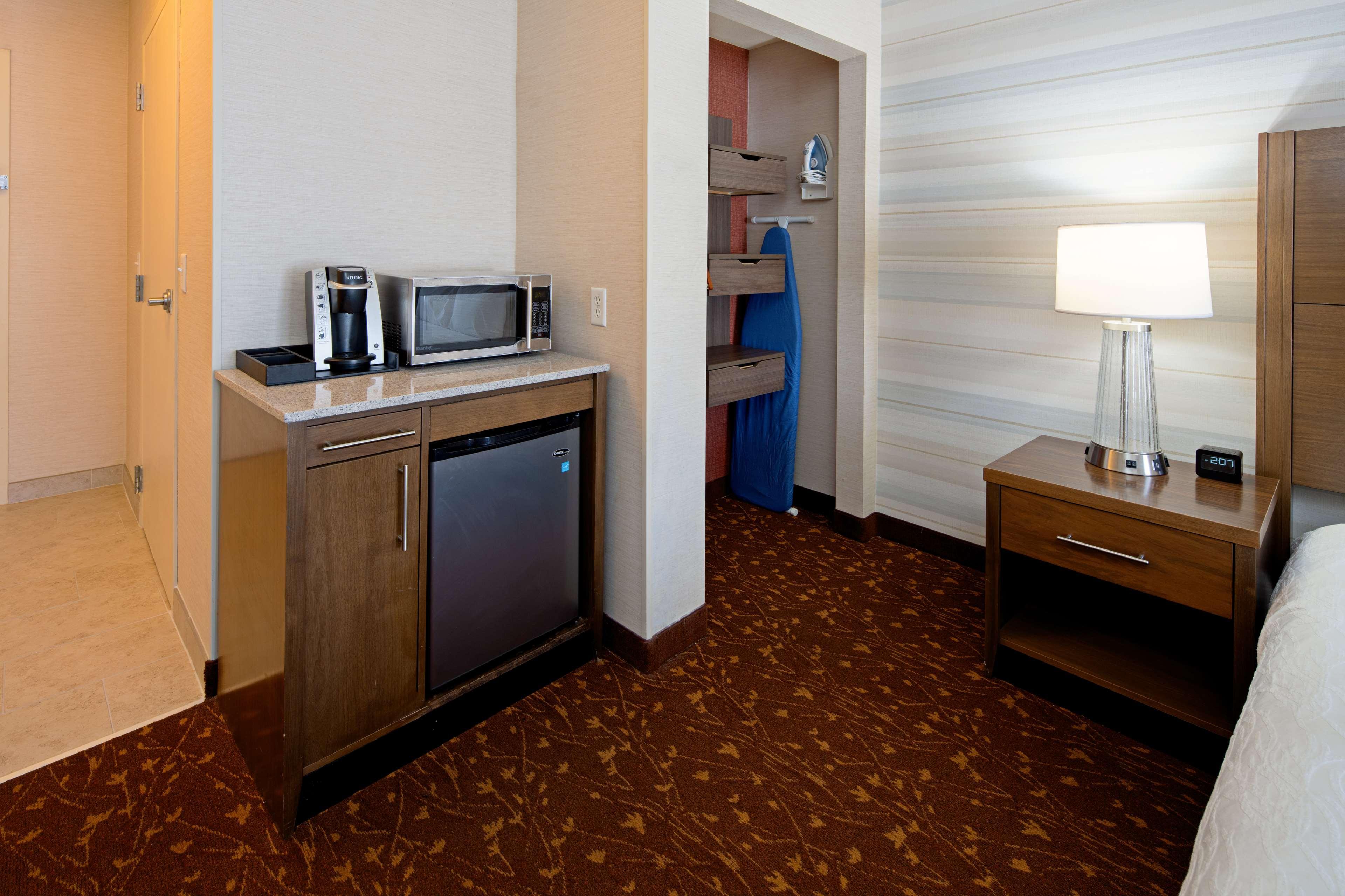 Hilton Garden Inn Albuquerque Airport Esterno foto